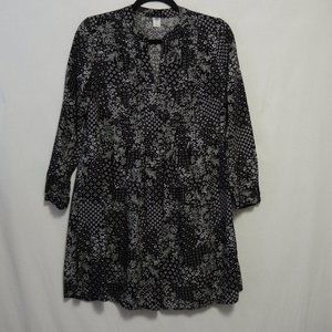 4/$25 Old Navy Long Sleeve Pintuck Swing Dress Black & White Floral Size Small